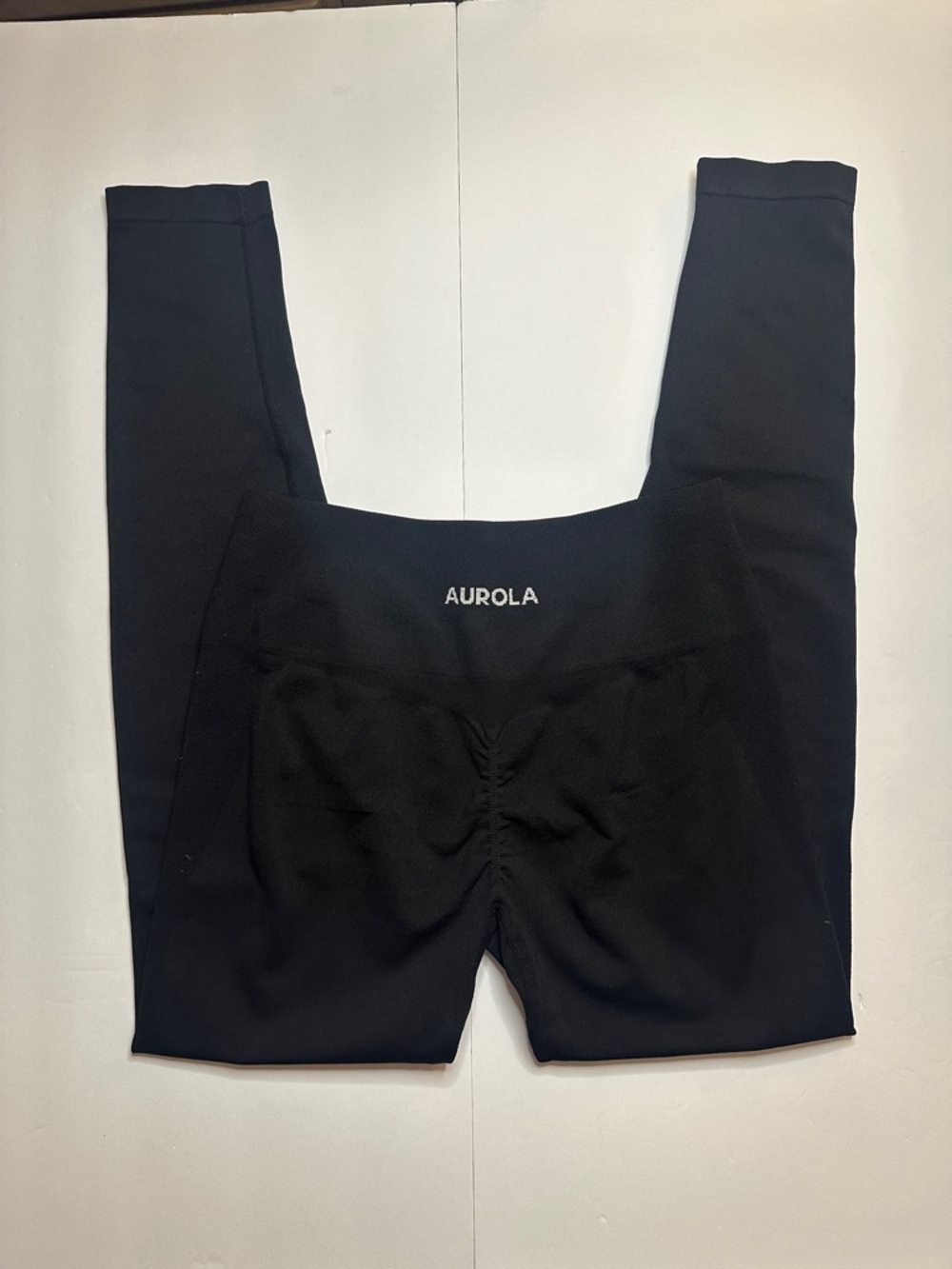 Aurola Black Butt Scrunch Fell Length Leggings Size Small